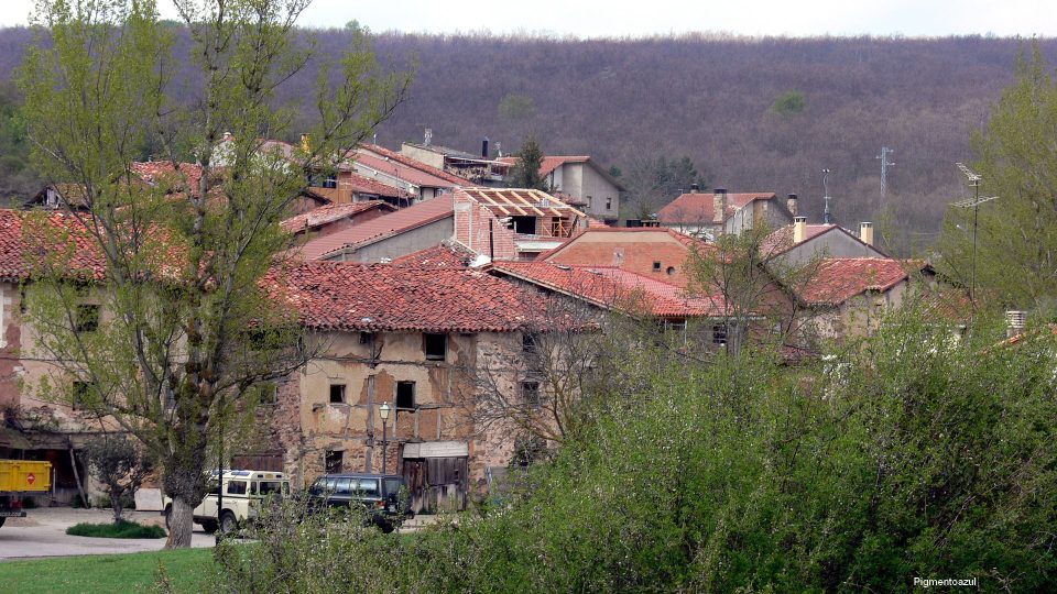 1920px-montemediano_-_832871