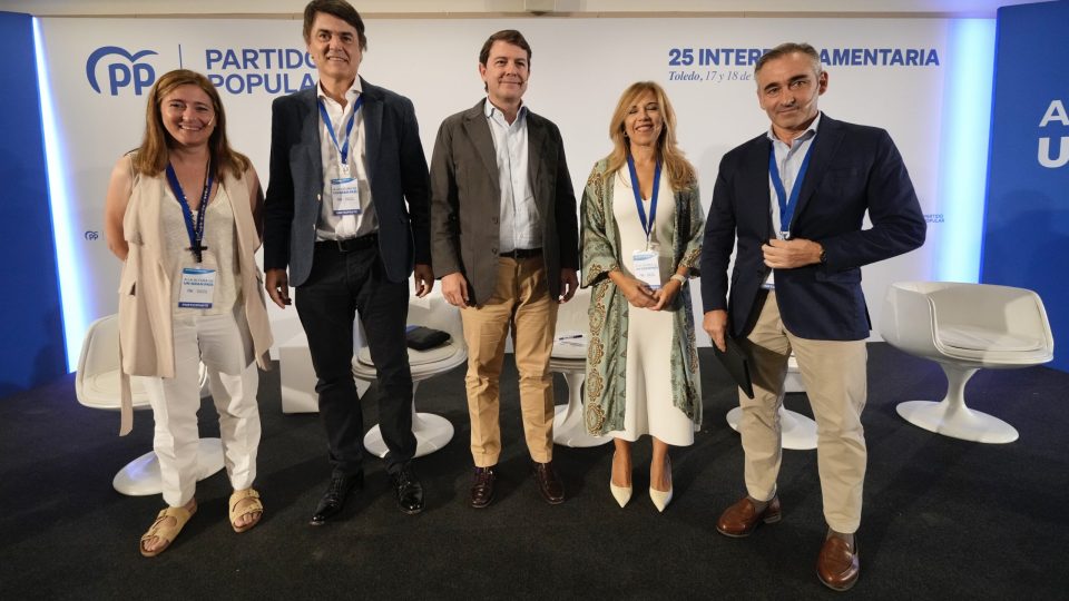 360ce622-4ff2-4bb1-bc4c-06f8d1c73a6c