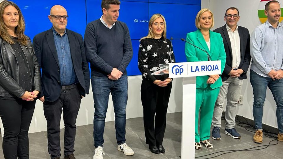 comision_organizadora_en_rueda_de_prensa