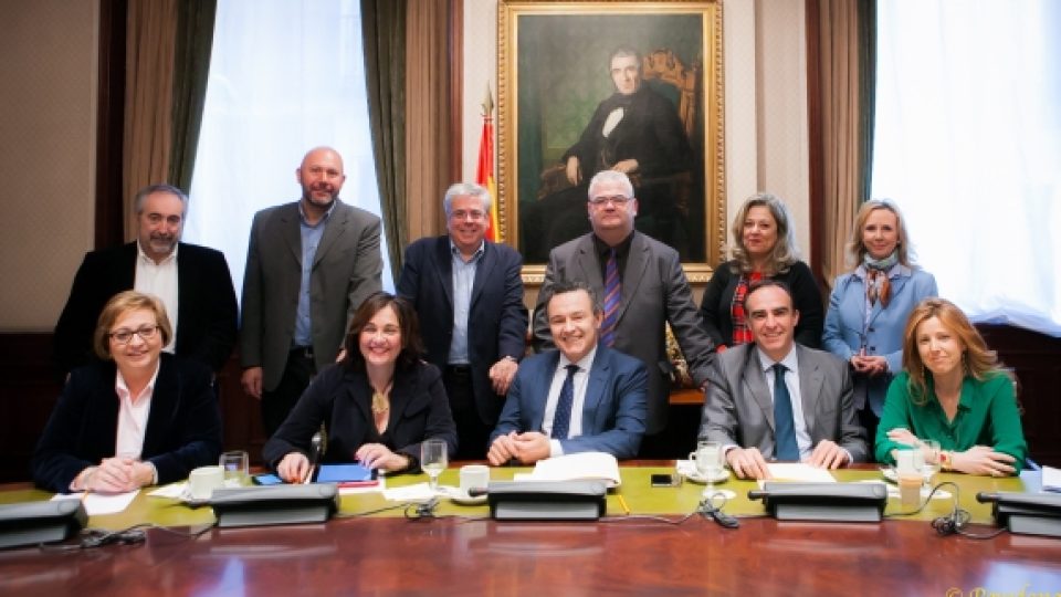 e53aeec089faf7de60bb39b2bf772767_m