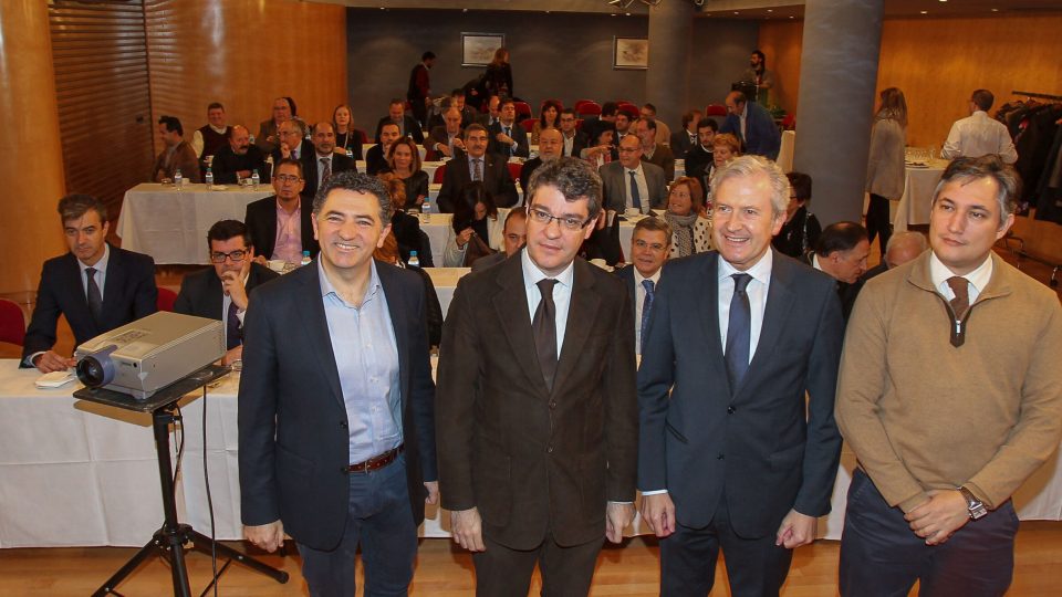 foro-economico2-23-11-15