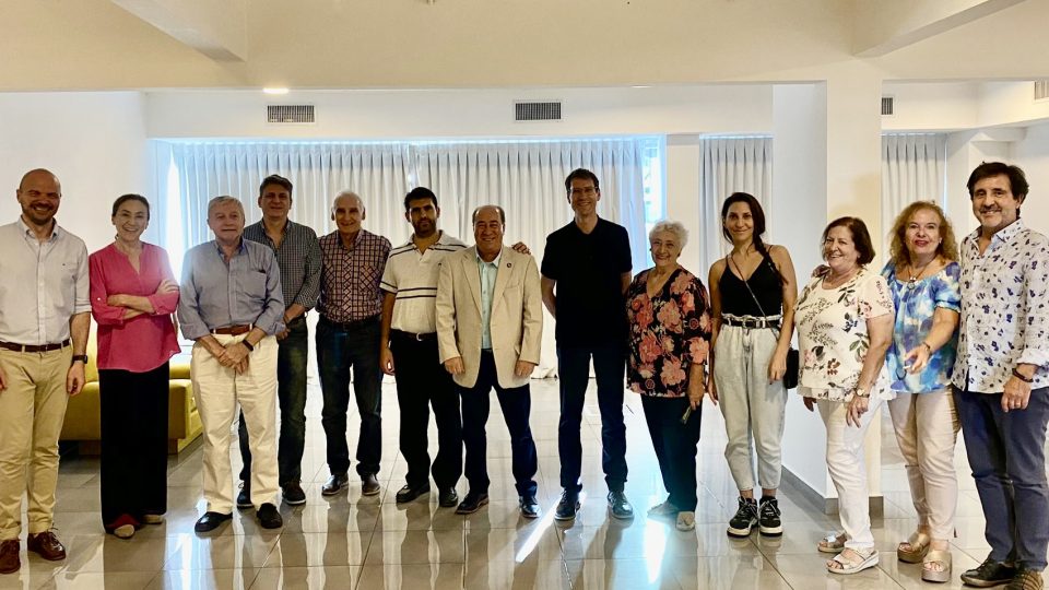 reunion_responsables_centros_riojanos1-9-03-23